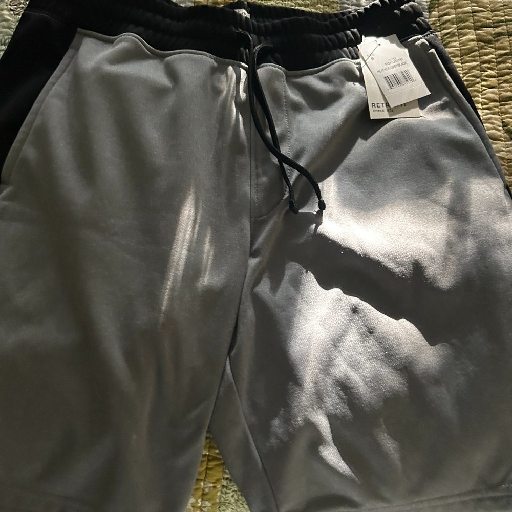 BRAND NEW RETROFIT SHORTS